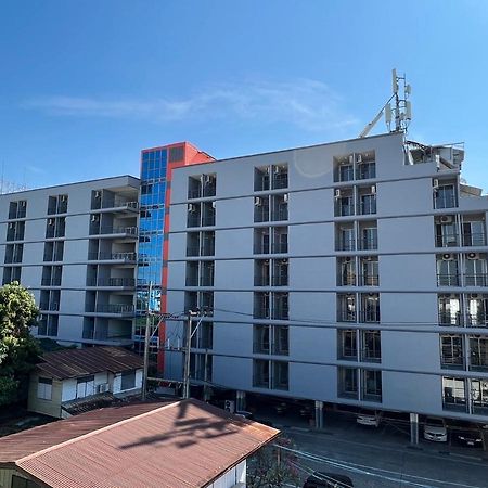 Neo Hotel 坤敬 外观 照片
