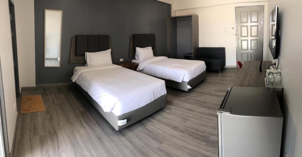 Neo Hotel 坤敬 外观 照片